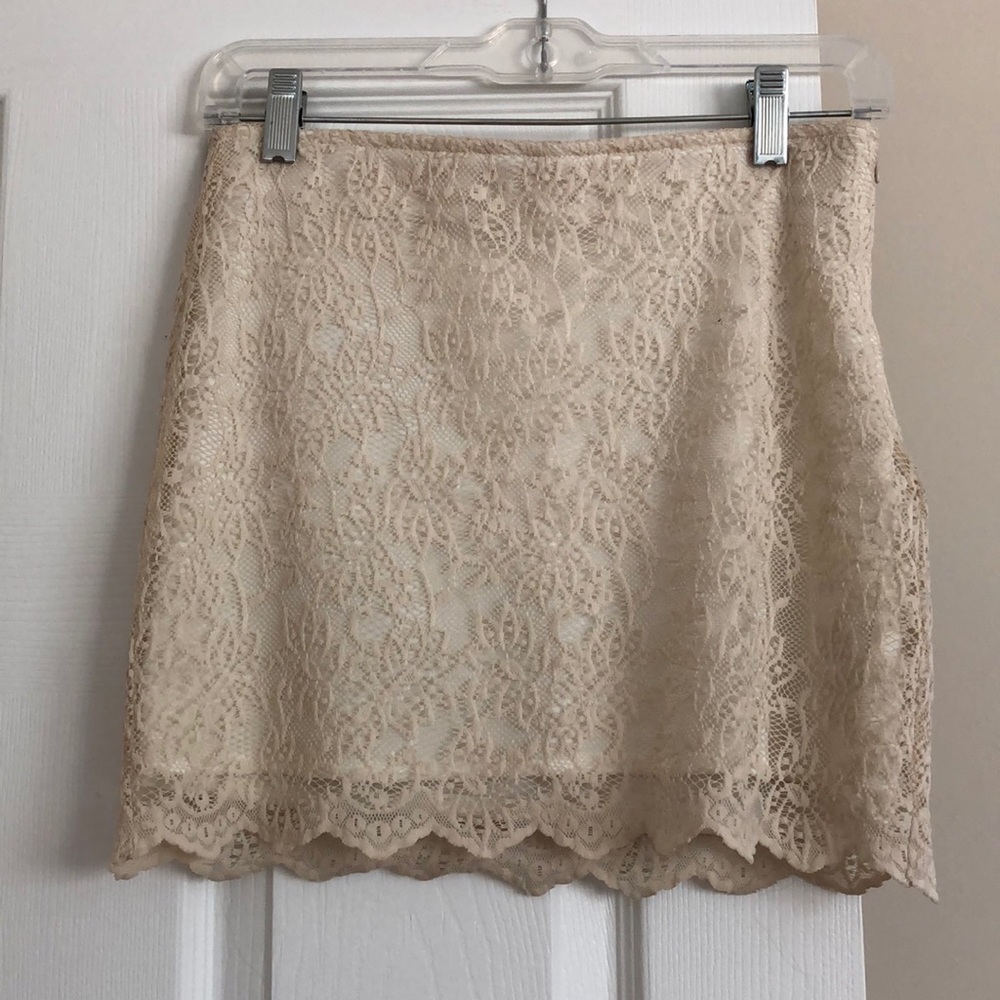 Zara lace mini skirt